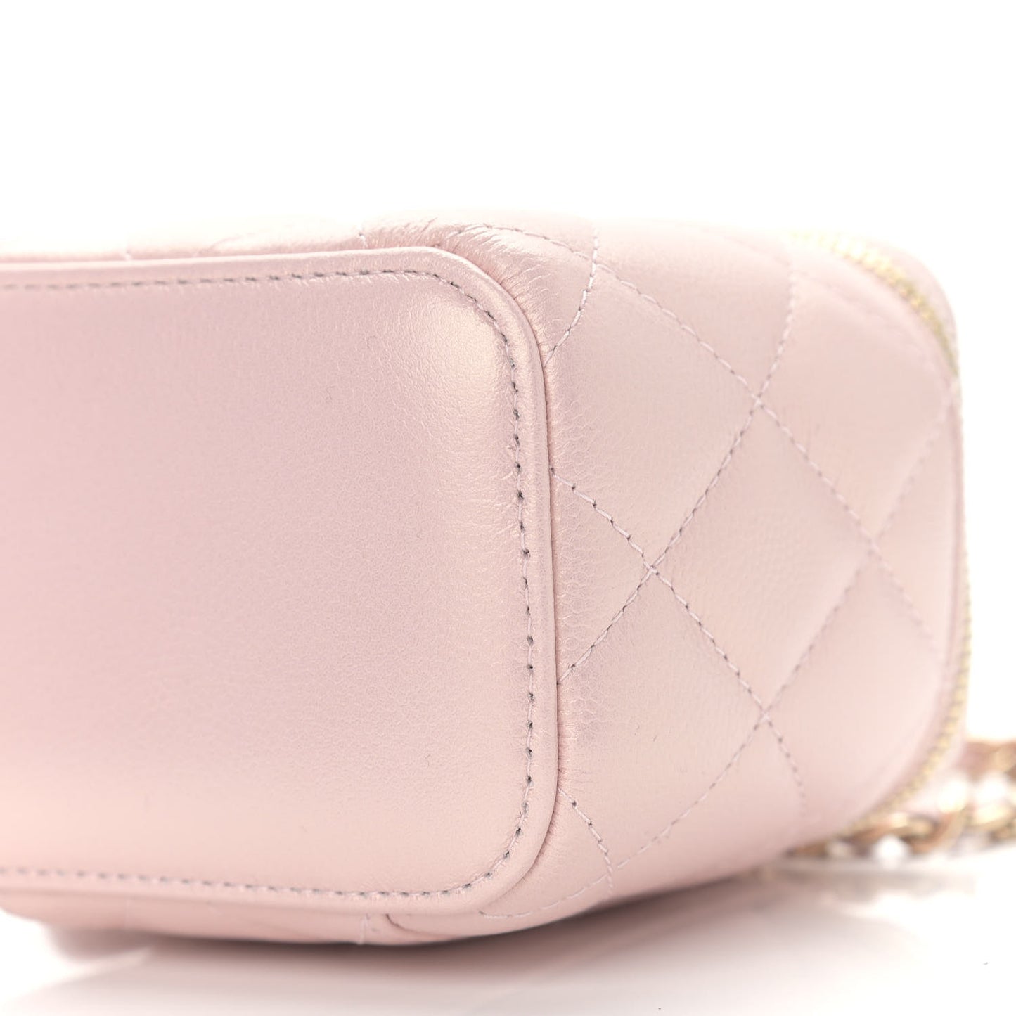 Iridescent Caviar Quilted Mini Pearl On Top Vanity Case With Chain Light Pink