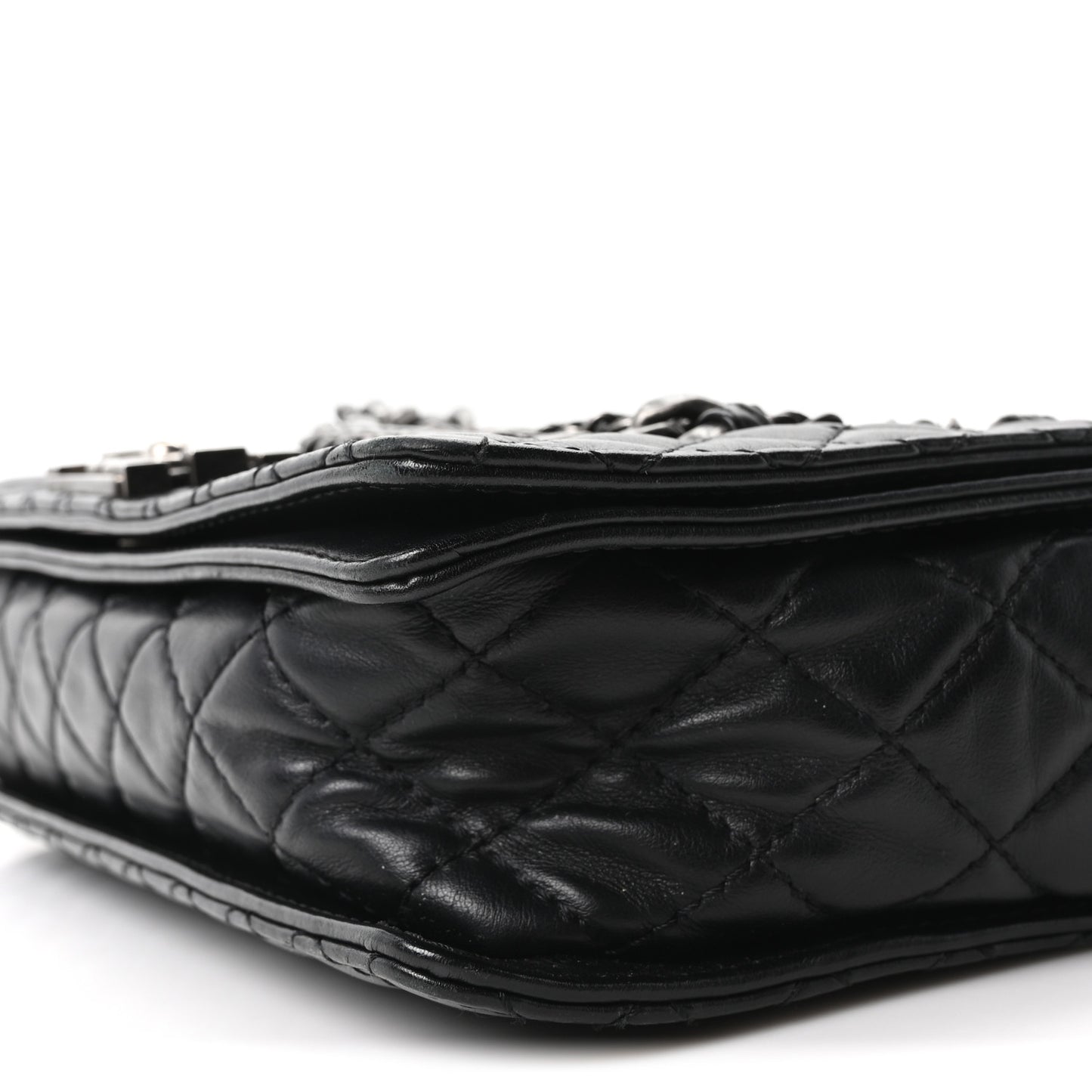 Calfskin Enchained New Medium Boy Flap Black