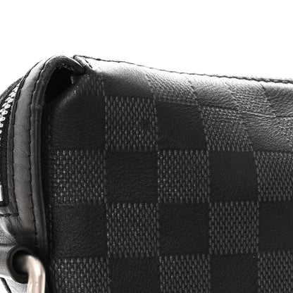 Louis Vuitton Damier Infini Discovery Messenger BB Onyx 11 of 11