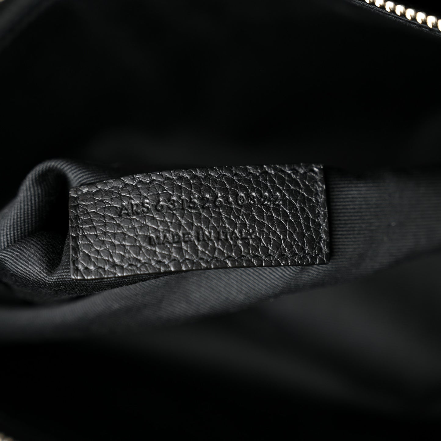 Grained Calfskin Large Thin Sac De Jour Black