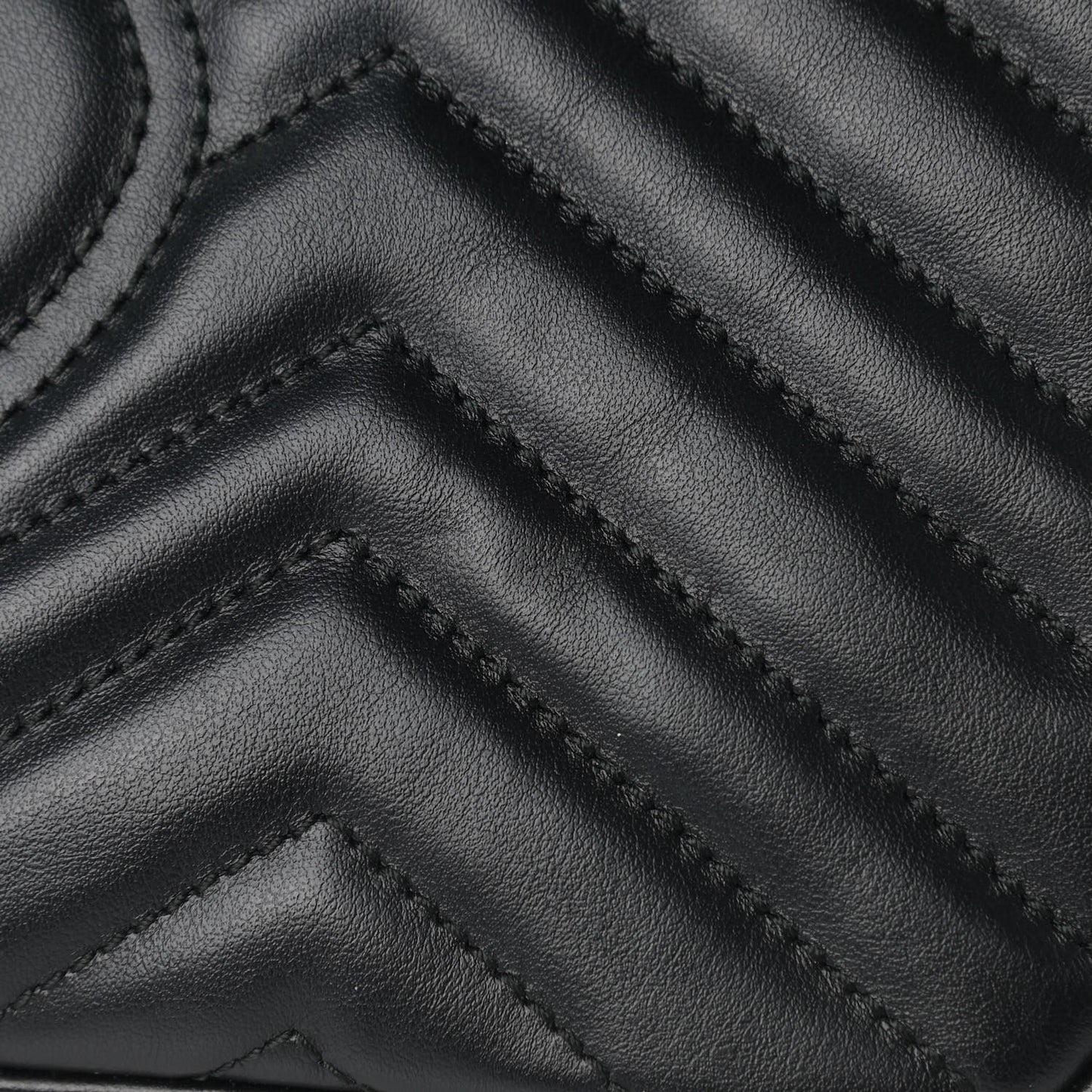Calfskin Matelasse Small GG Marmont Shoulder Bag Black