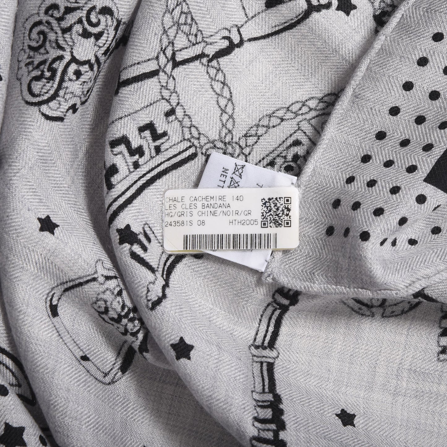 Cashmere Silk Les Cles Bandana Shawl 140 Gris Chine Black