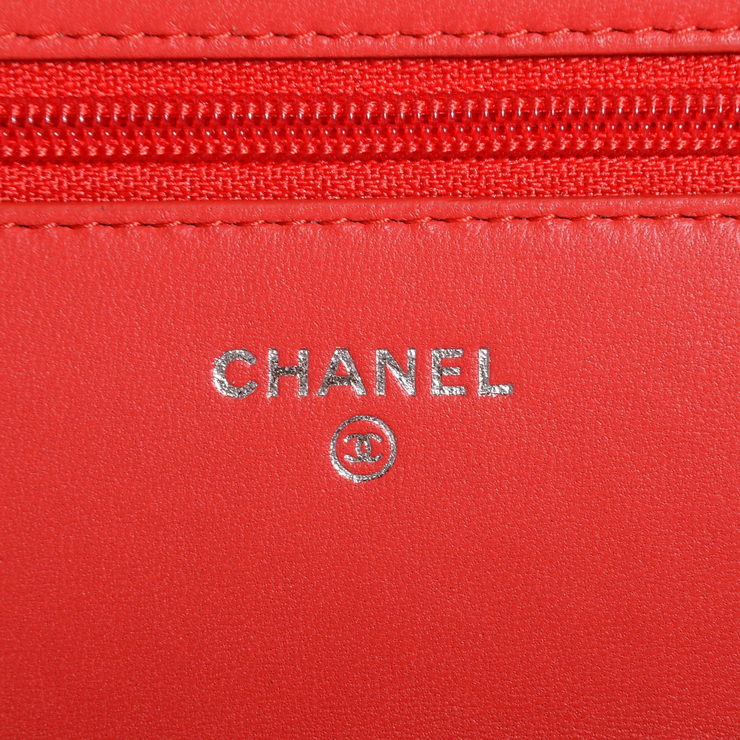 Lambskin Boy Wallet On Chain WOC Red