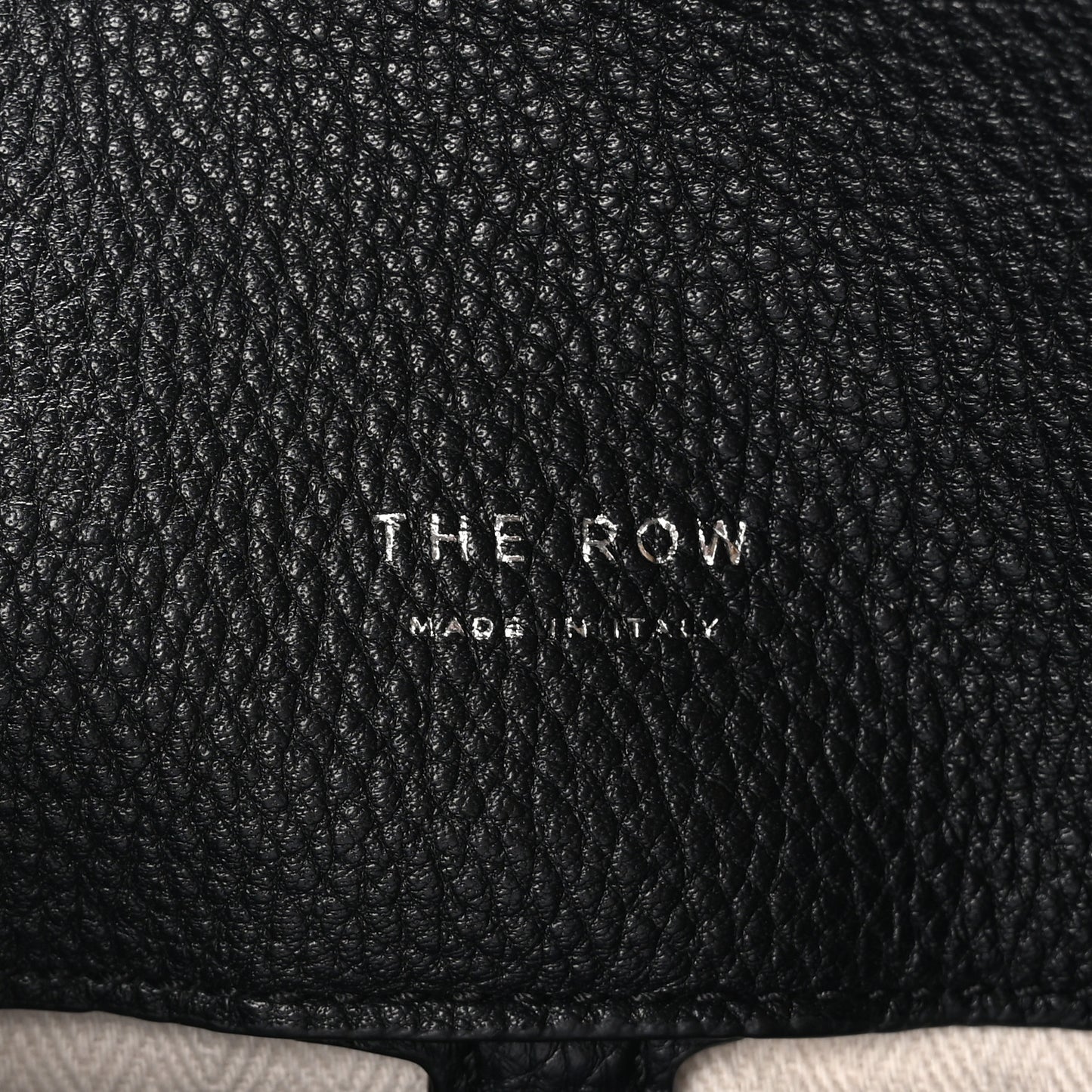 Matte Grained Calfskin Soft Margaux 15 Black