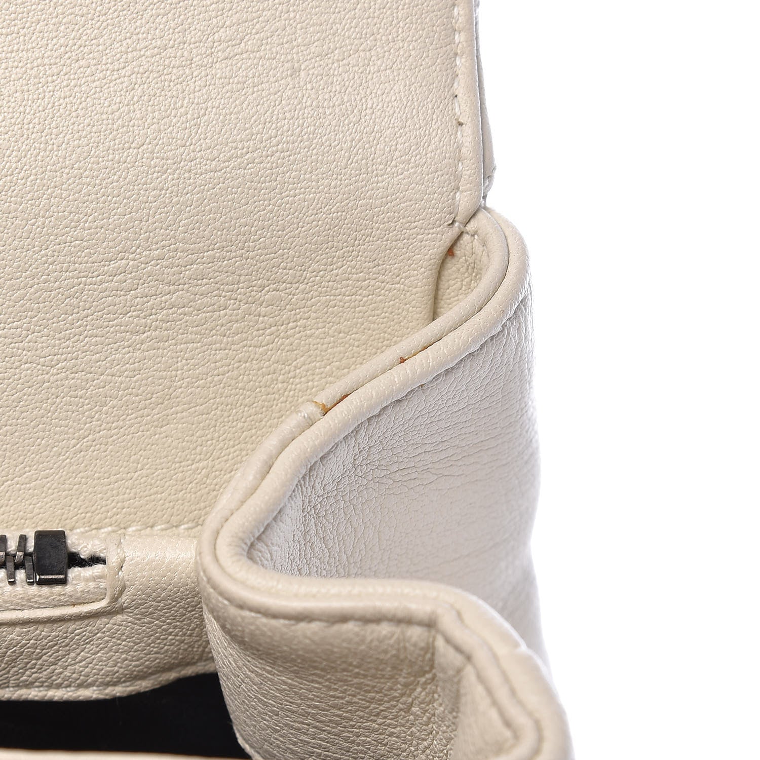 Saint Laurent Sheepskin Matelasse Chevron Monogram Medium College Bag Dove White 15 of 17