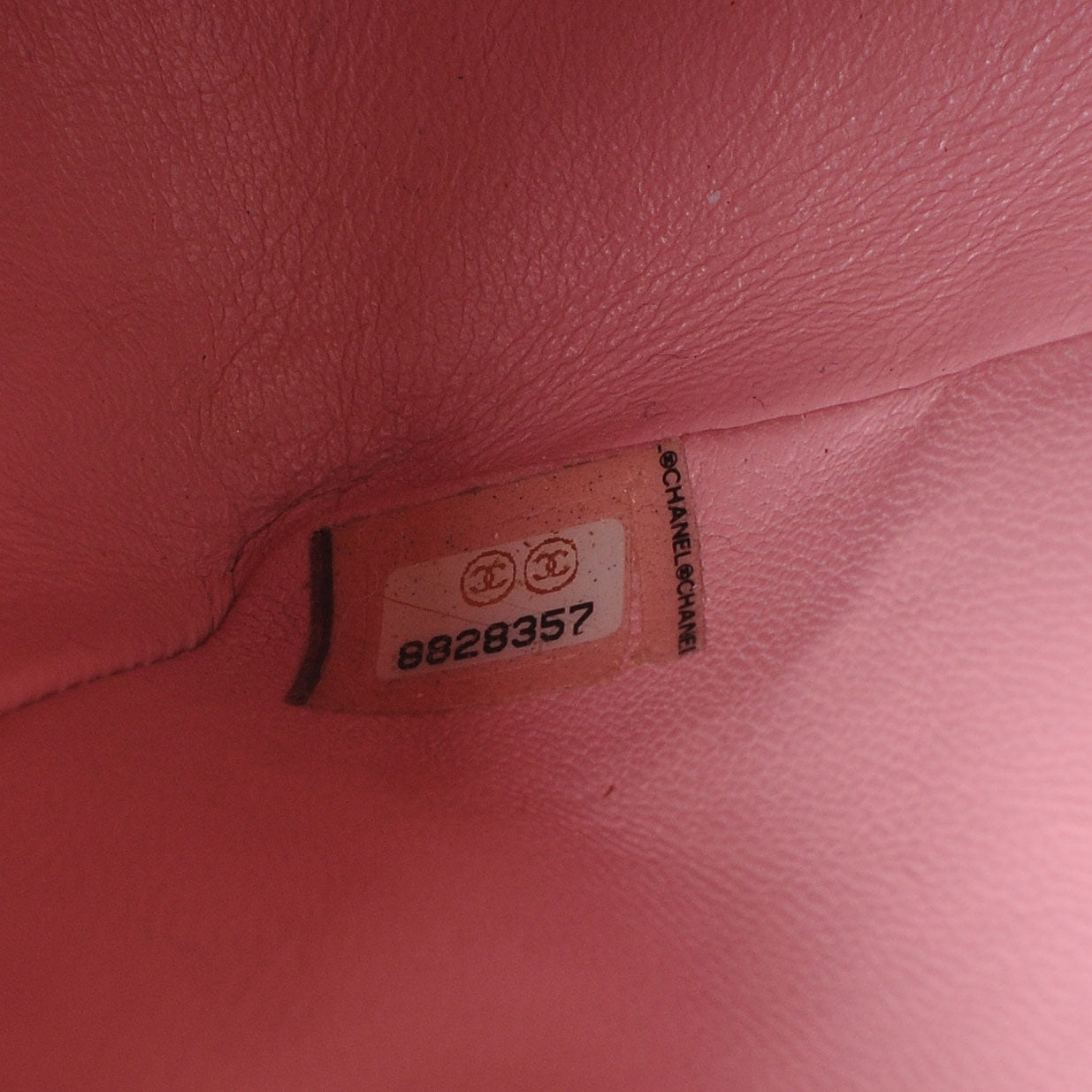 Caviar Medium Double Flap Pink