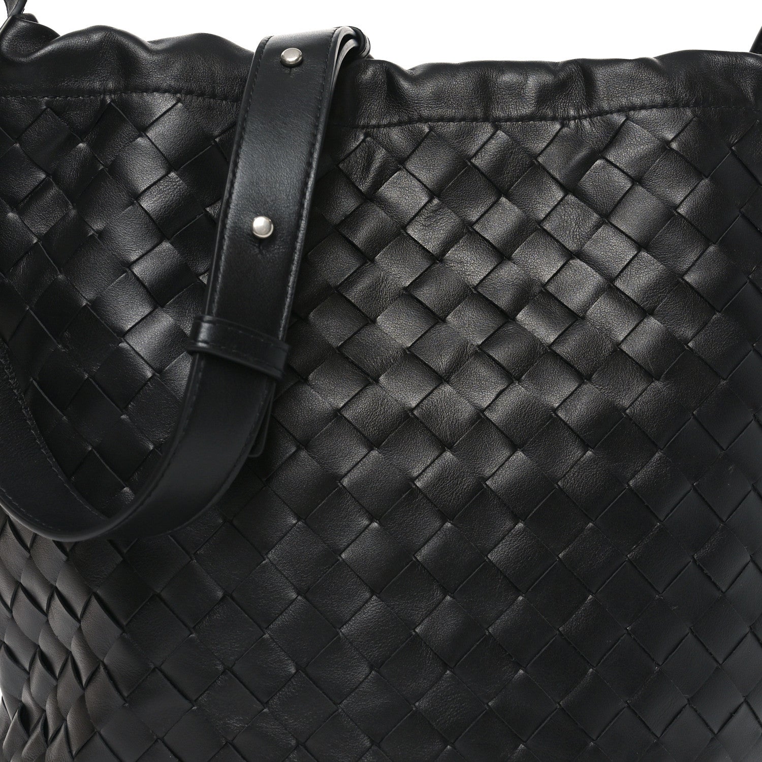 Bottega Veneta Nappa Intrecciato Biblioteca Bucket Bag Black 9 of 11