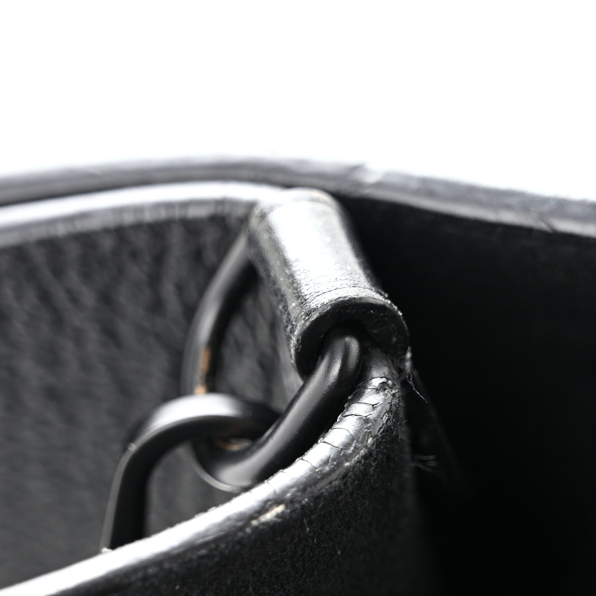 Soft Calfskin Lockme Tote MM Black