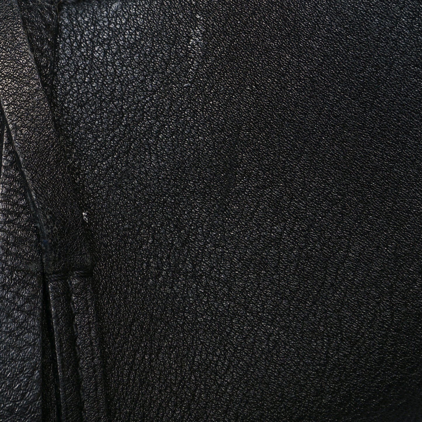 Smooth Calfskin NN14 Cuir Nuance GM Black