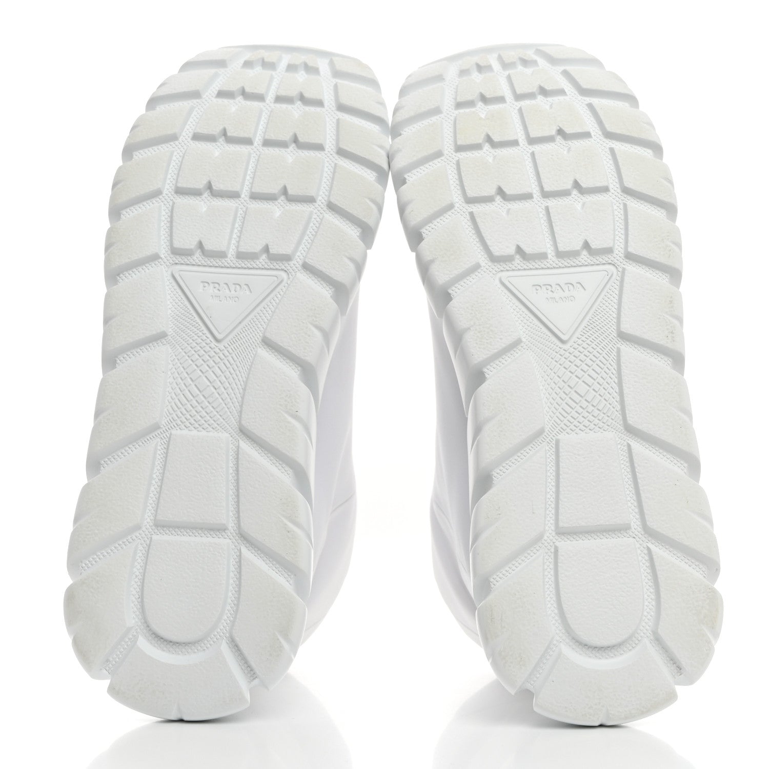 Prada Re-Nylon Gabardine Rubber Triangle Logo Quilted Womens Rush Piuma 50mm Mid Sneakers 40.5 White 5 of 8