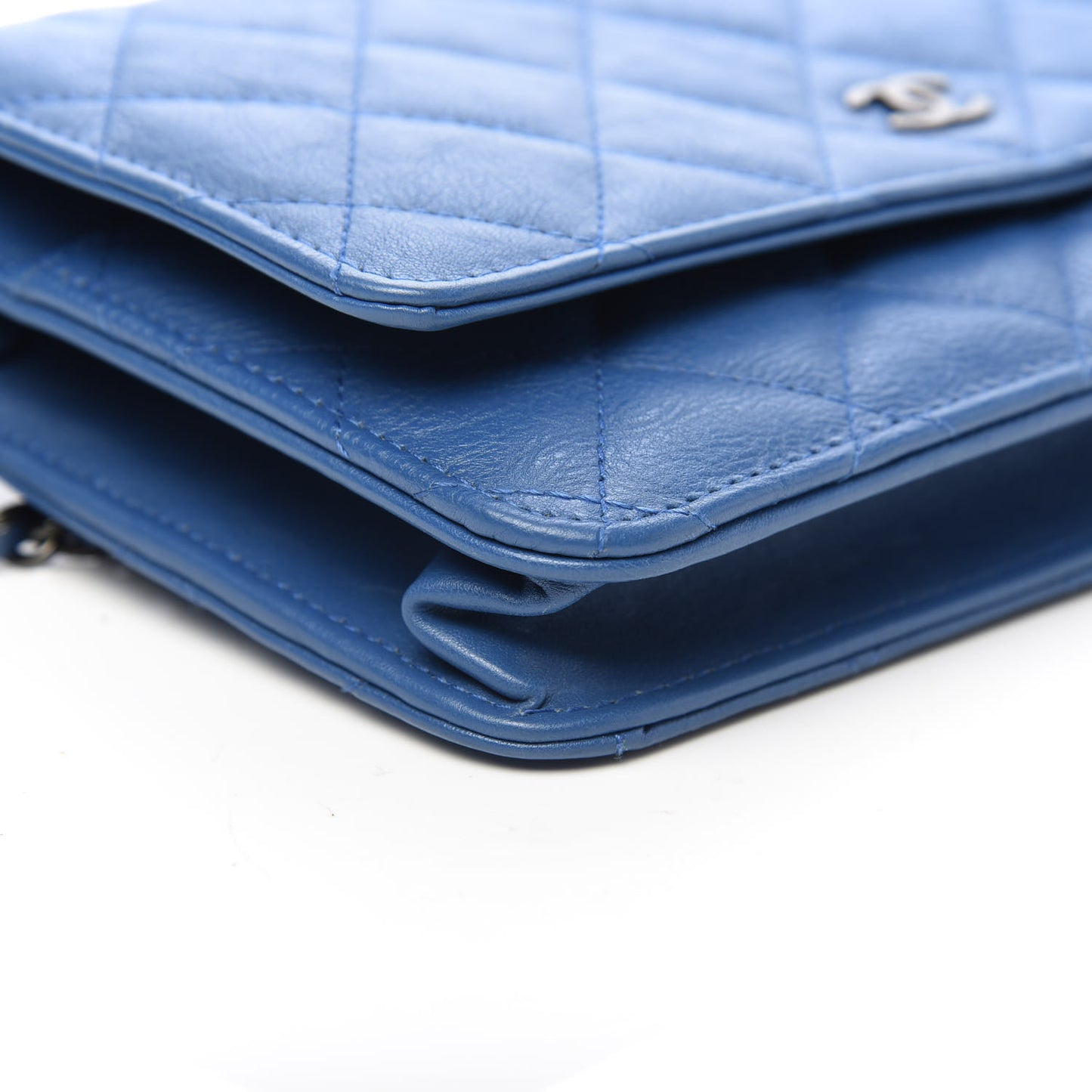 Calfskin Quilted Wallet On Chain WOC Blue