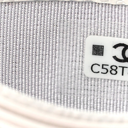Chanel Caviar Quilted Card Holder White 10 of 11