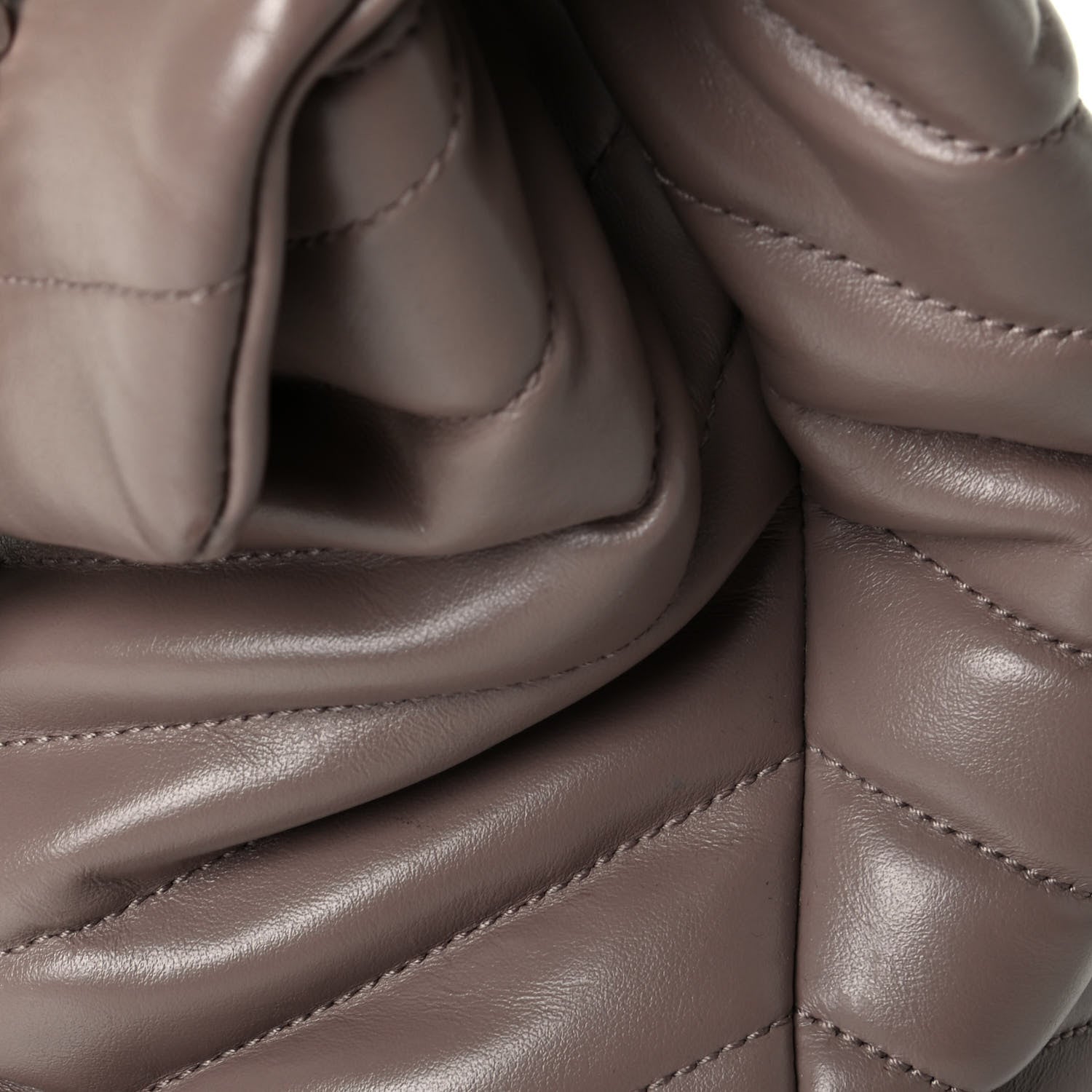 Saint Laurent Calfskin Y Quilted Monogram Medium Loulou Chain Satchel Light Natural 7 of 8