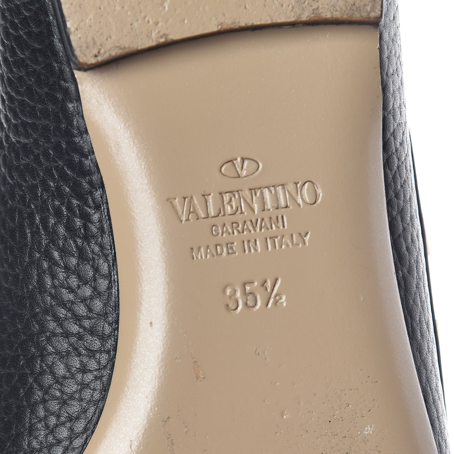 Valentino Garavani Pebbled Calfskin Rockstud Ballerina Flats 35.5 Black 8 of 18