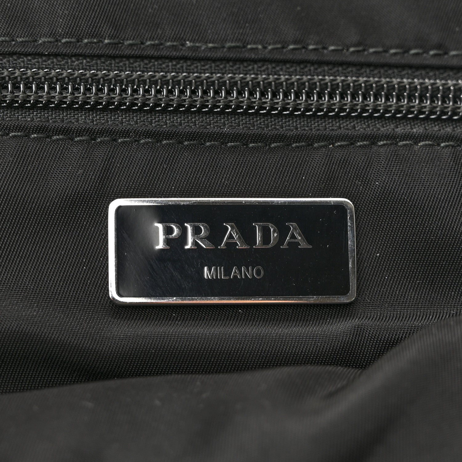 Prada Tessuto Nylon Montagna Double Buckle Backpack Militare 6 of 11
