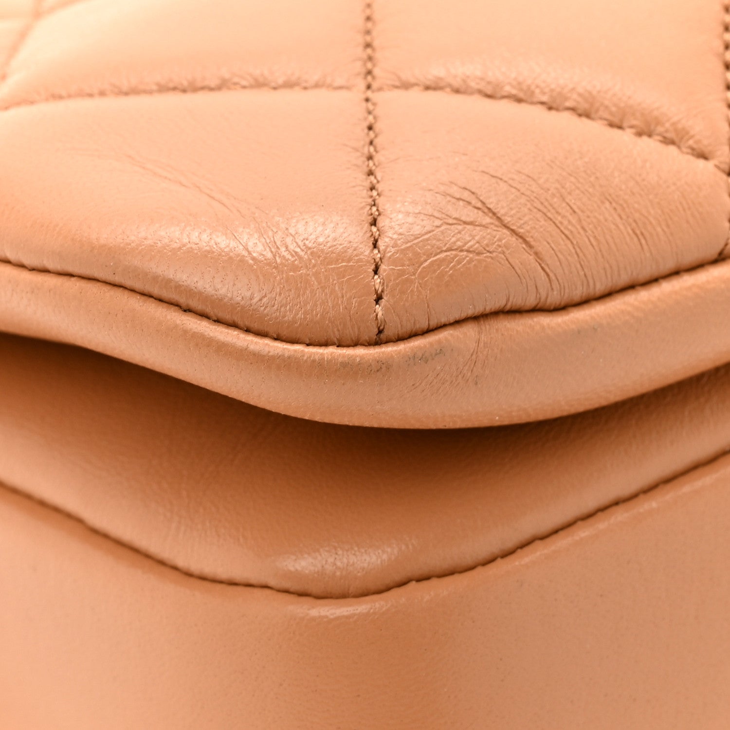 CHANEL　キャメル　ショルダーバッグ Chanel Lambskin Quilted Medium Trendy CC Flap Dual Handle Bag