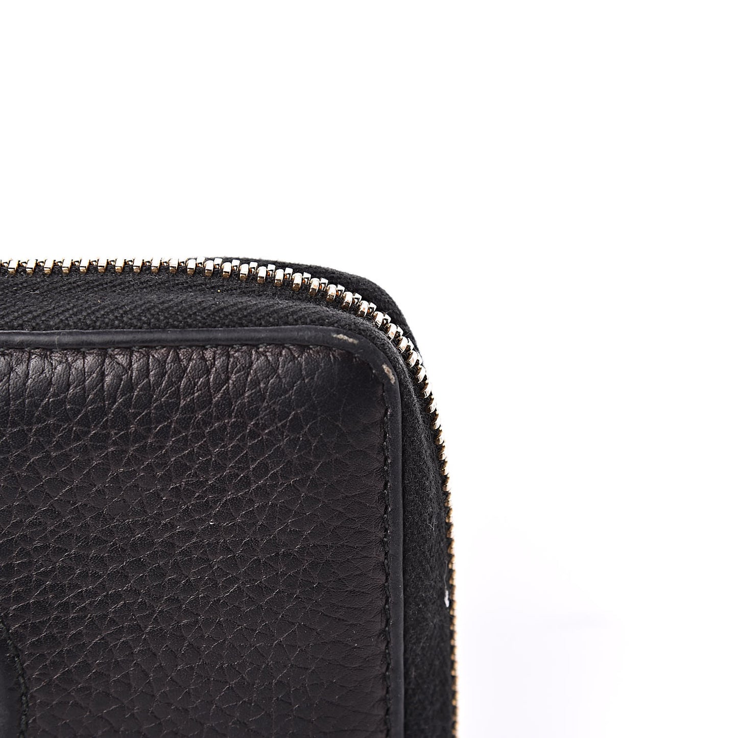 Pebbled Calfskin Medium Soho Zip Around Wallet Black