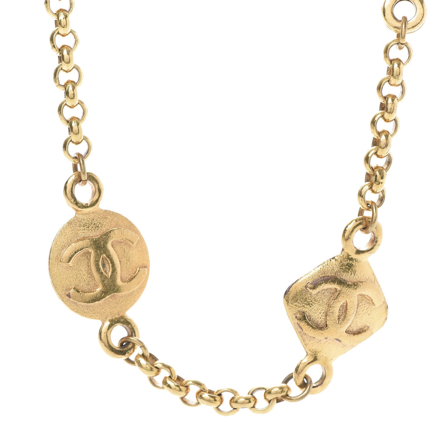 CC Medallion Chain Necklace Gold
