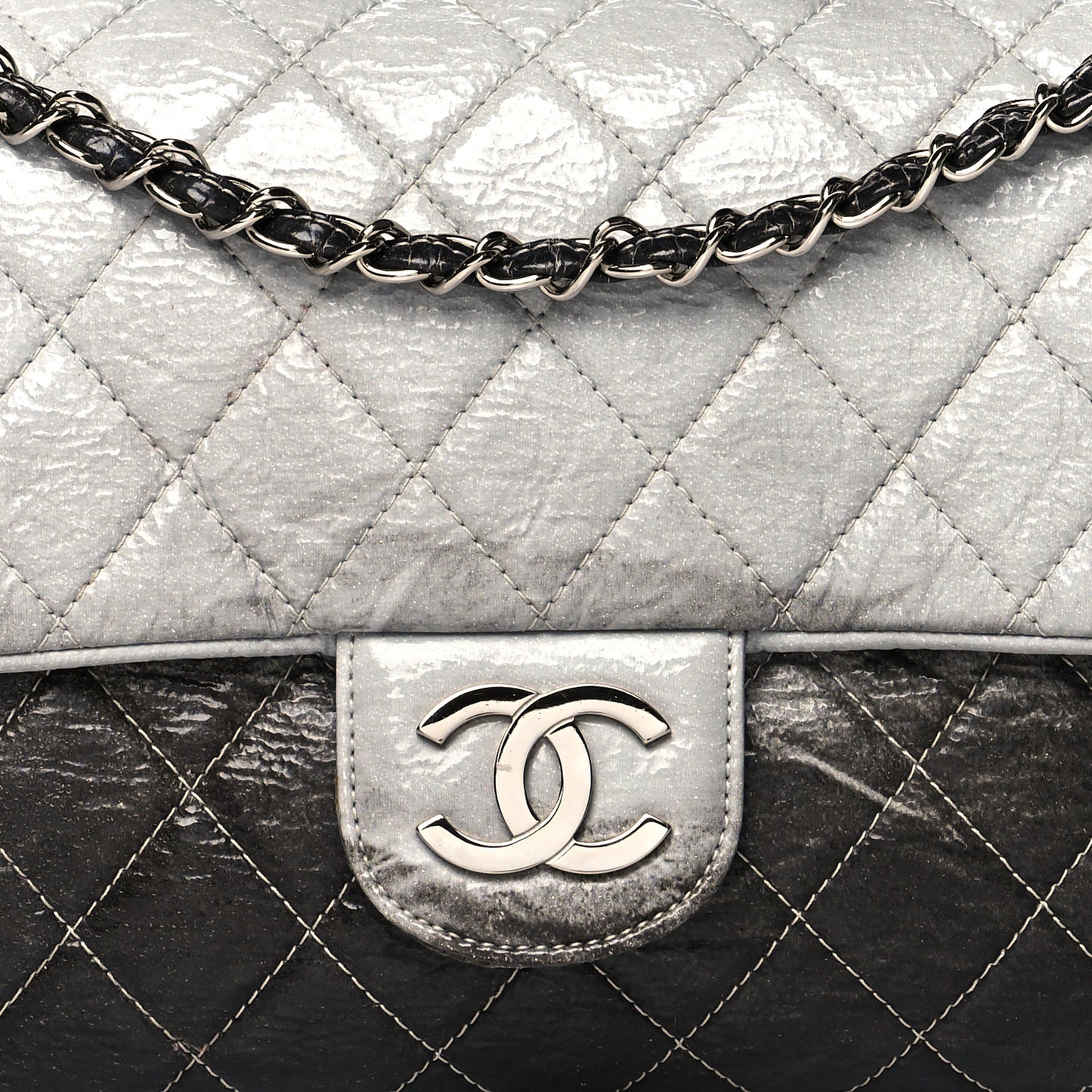 Vinyl Quilted Jumbo Melrose Degrade Flap Black