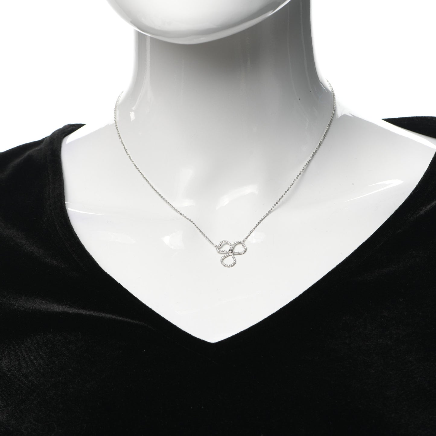 Platinum Diamond Small Paper Flowers Pendant Necklace