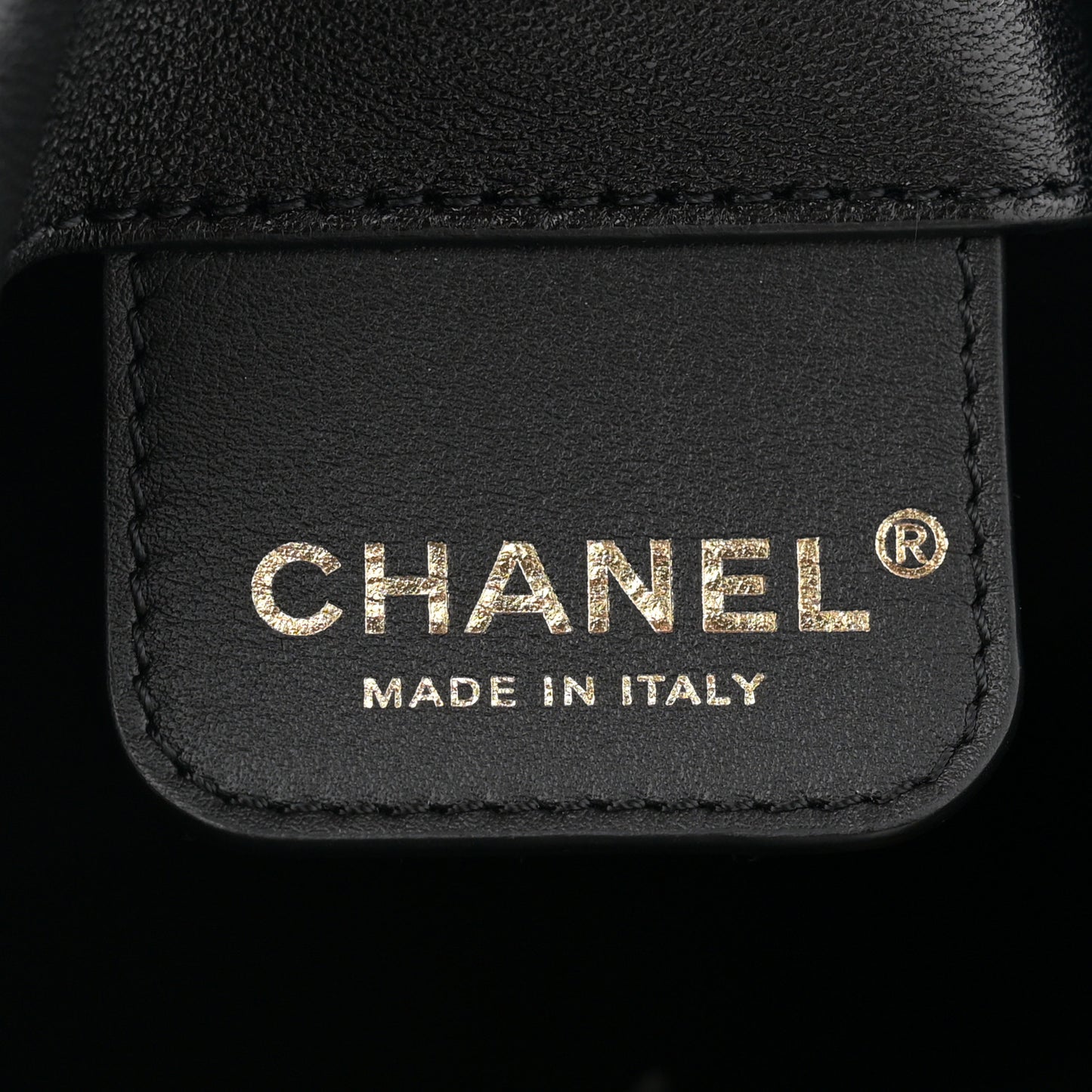 Shiny Lambskin Quilted Medium Hobo Black