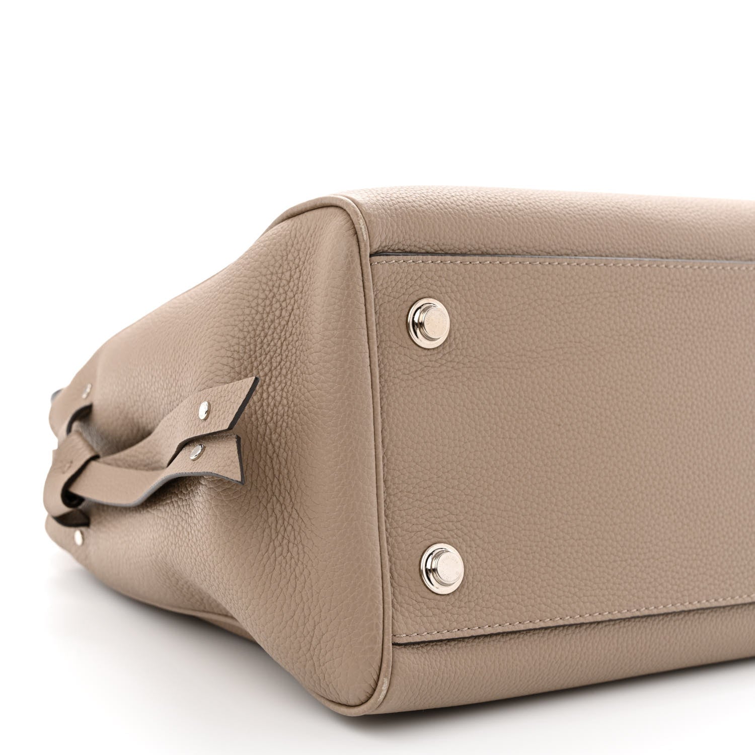 Louis Vuitton Veau Nuage Milla MM Tourterelle 9 of 10