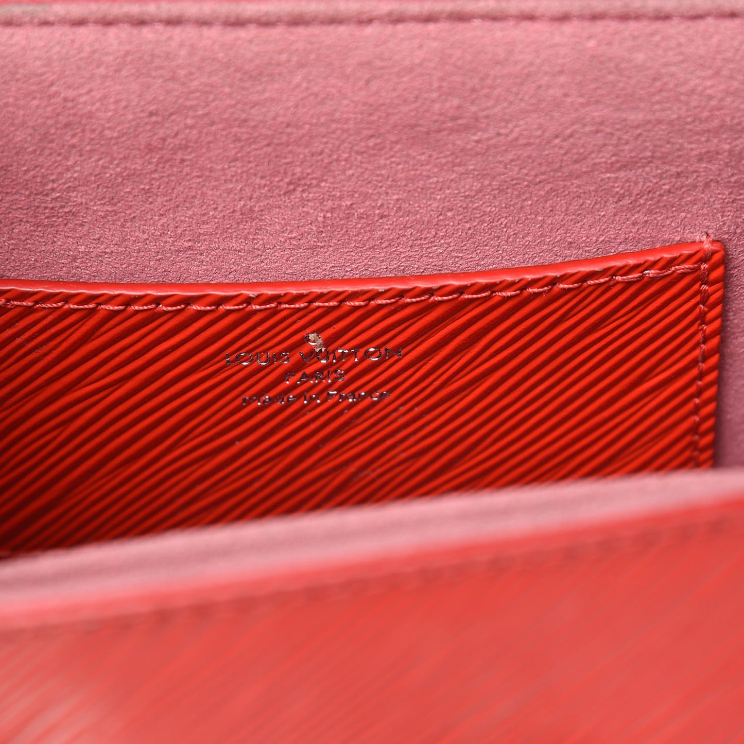 Epi Twist Shoulder Bag MM Coquelicot