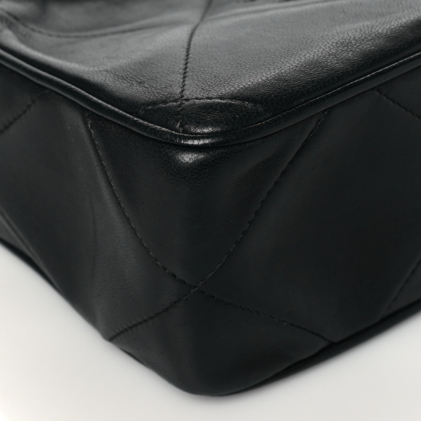 Lambskin Quilted CC Tassel Camera Case Black