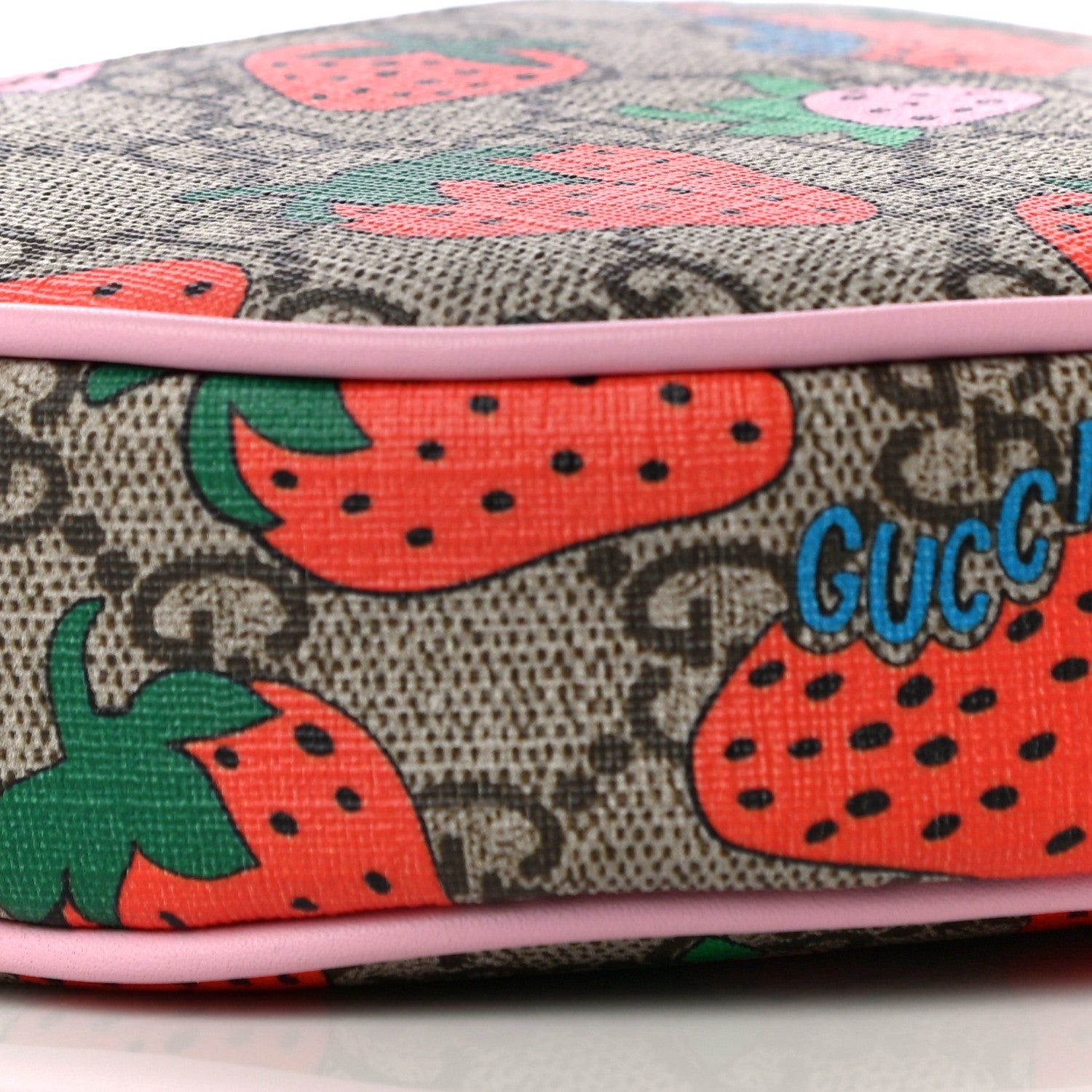 Gucci GG Supreme Monogram Strawberry Round Wrist Wallet 9 of 10