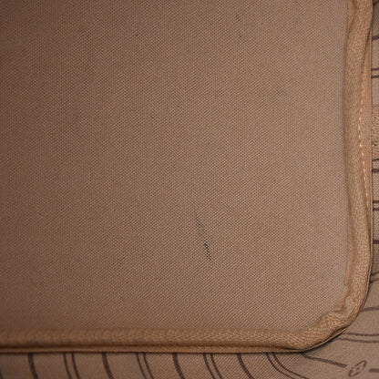 Louis Vuitton Monogram Neverfull MM 9 of 17