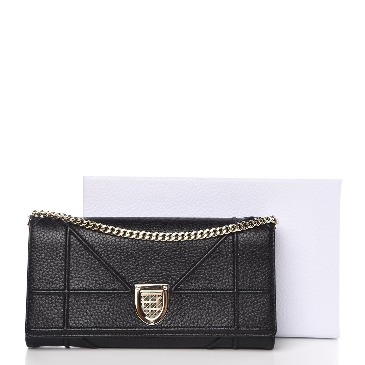 Grained Calfskin Diorama Croisiere Chain Wallet Black