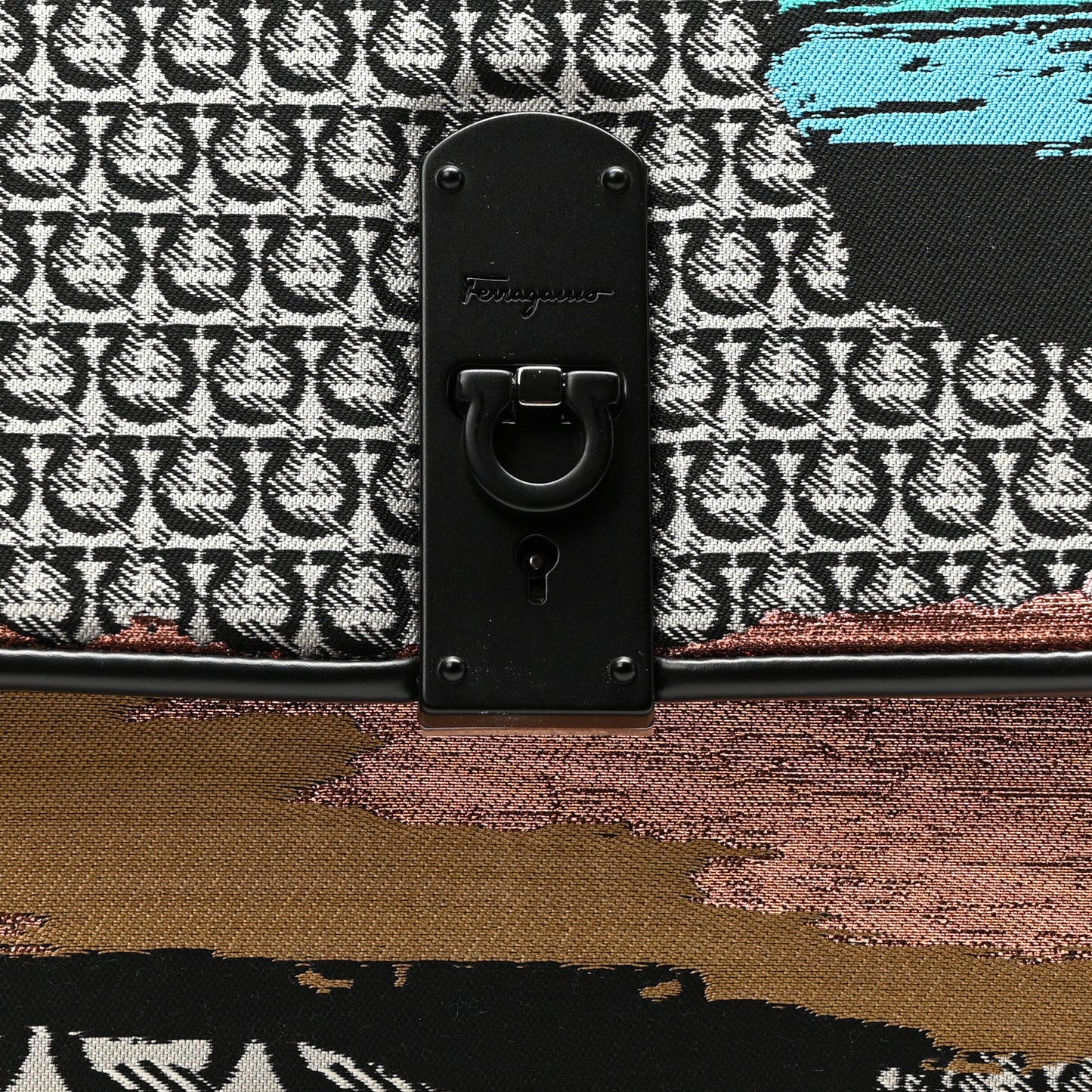 Silk Calfskin Gancini Small Boxyz Black Avorio Azzur