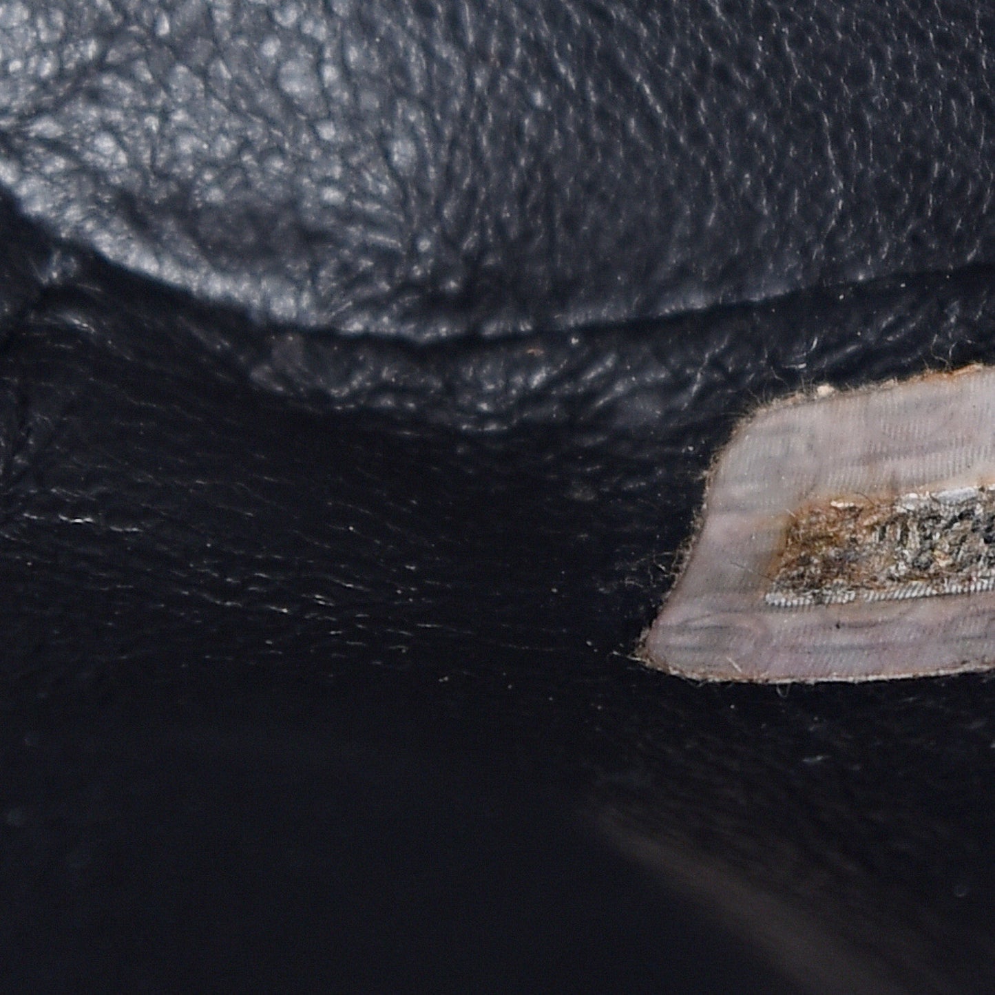 Caviar Large CC Shoulder Bag Black