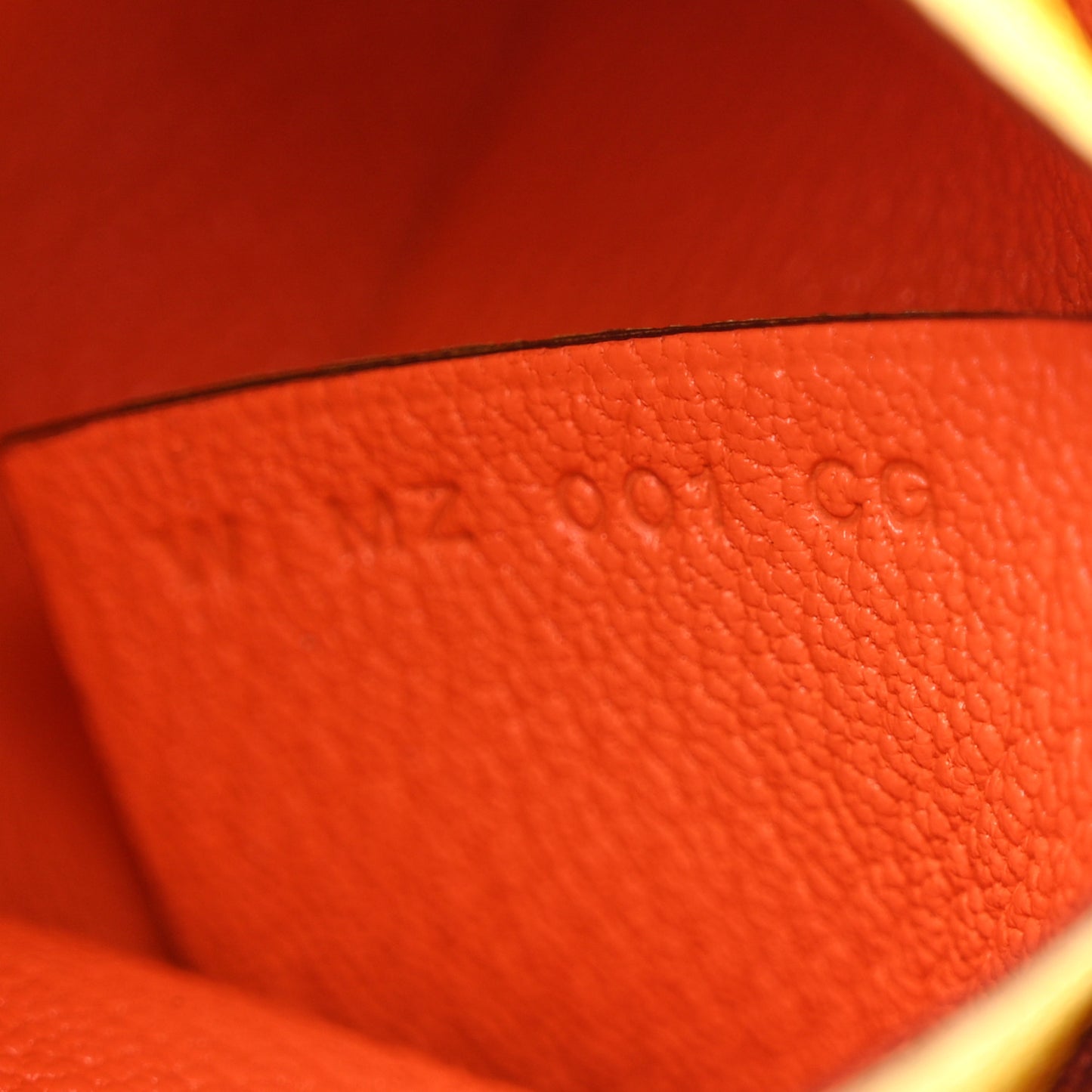 Chevre Mysore Bastia Verso Coin Purse Cumin Orange