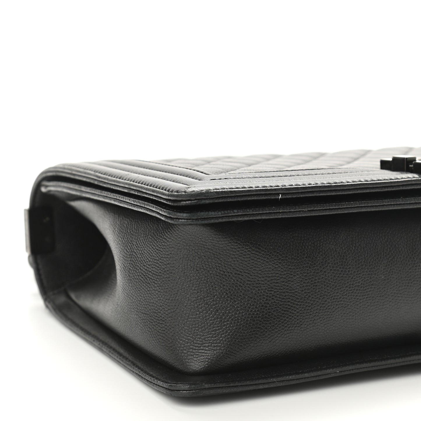 Caviar Quilted New Medium Boy Flap So Black