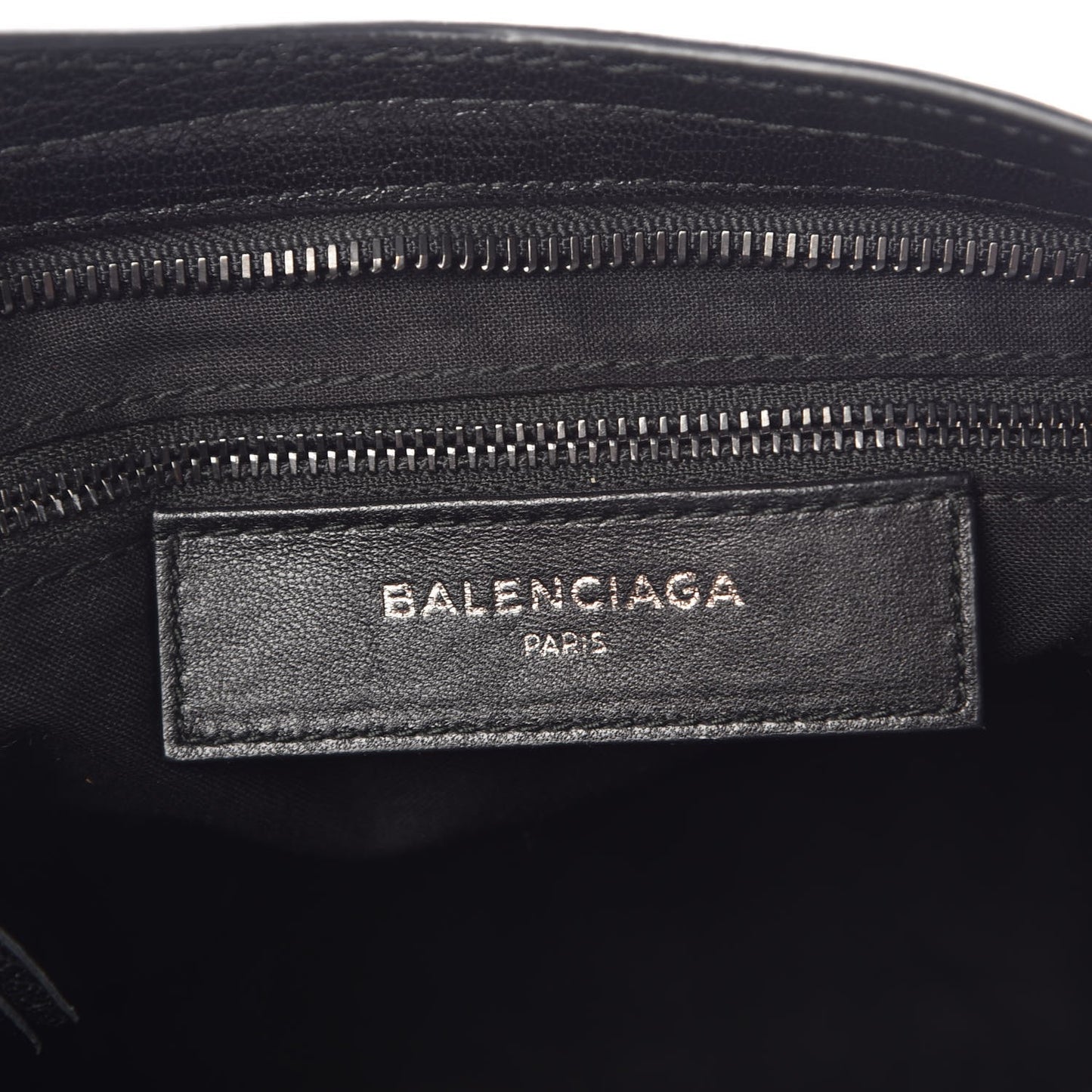 Chevre Black Metallic Edge Hardware S City Black