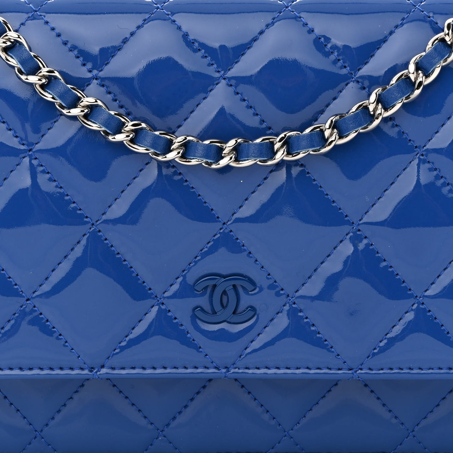 Patent Quilted Wallet On Chain WOC Dark Blue