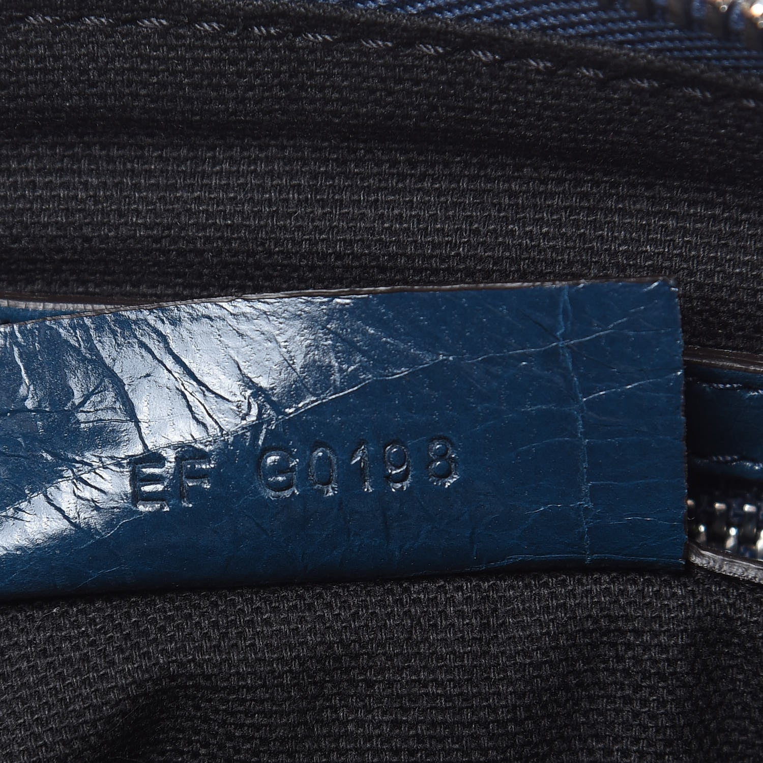 Givenchy Patent Lambskin 4G Small Pandora Blue 7 of 13