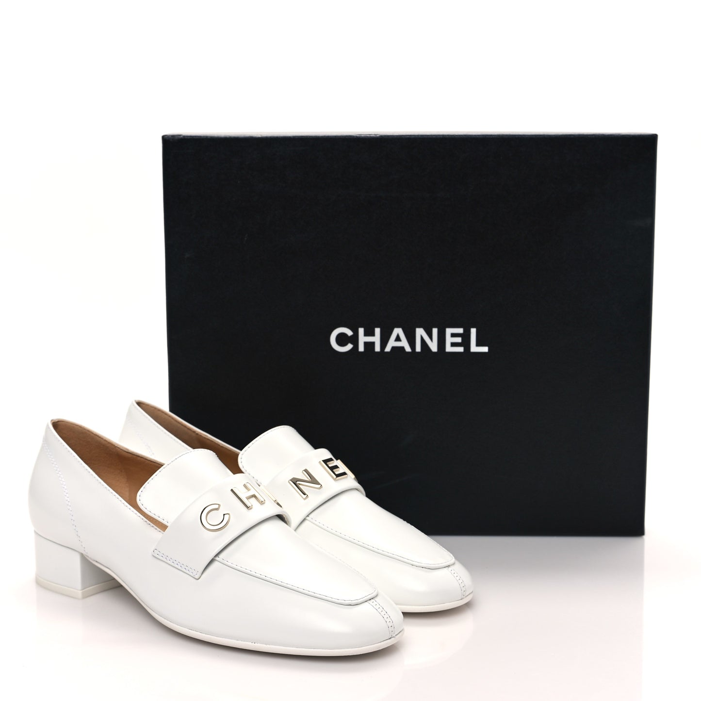 Shiny Calfskin Logo Loafers 37 White