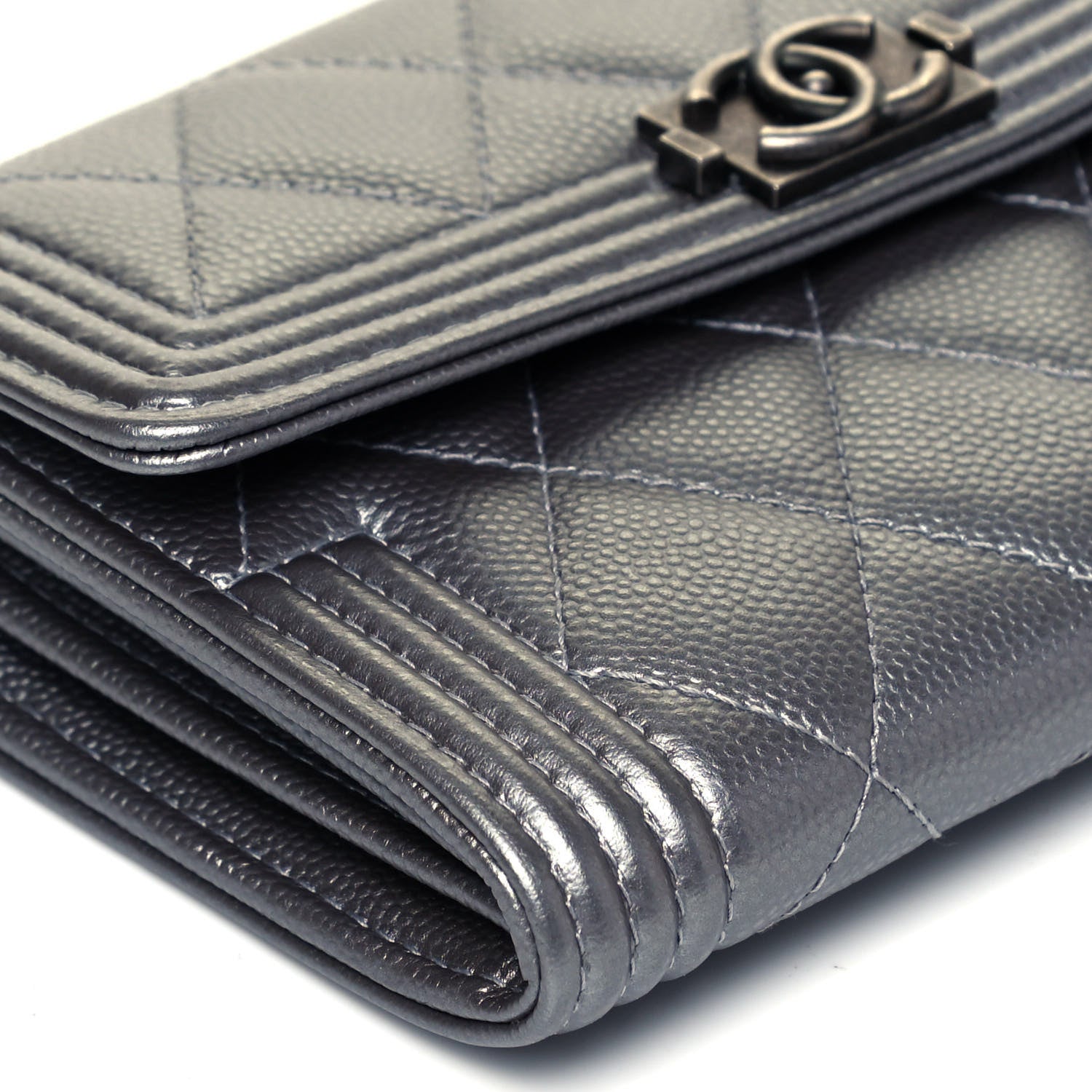 Chanel Metallic Caviar Quilted Medium Boy Flap Wallet Silver 8 of 9