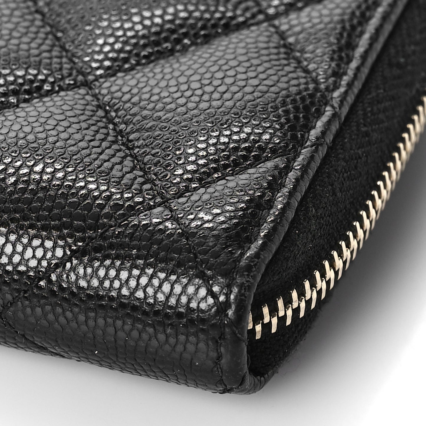 Caviar Quilted Medium Zip Around Wallet Black