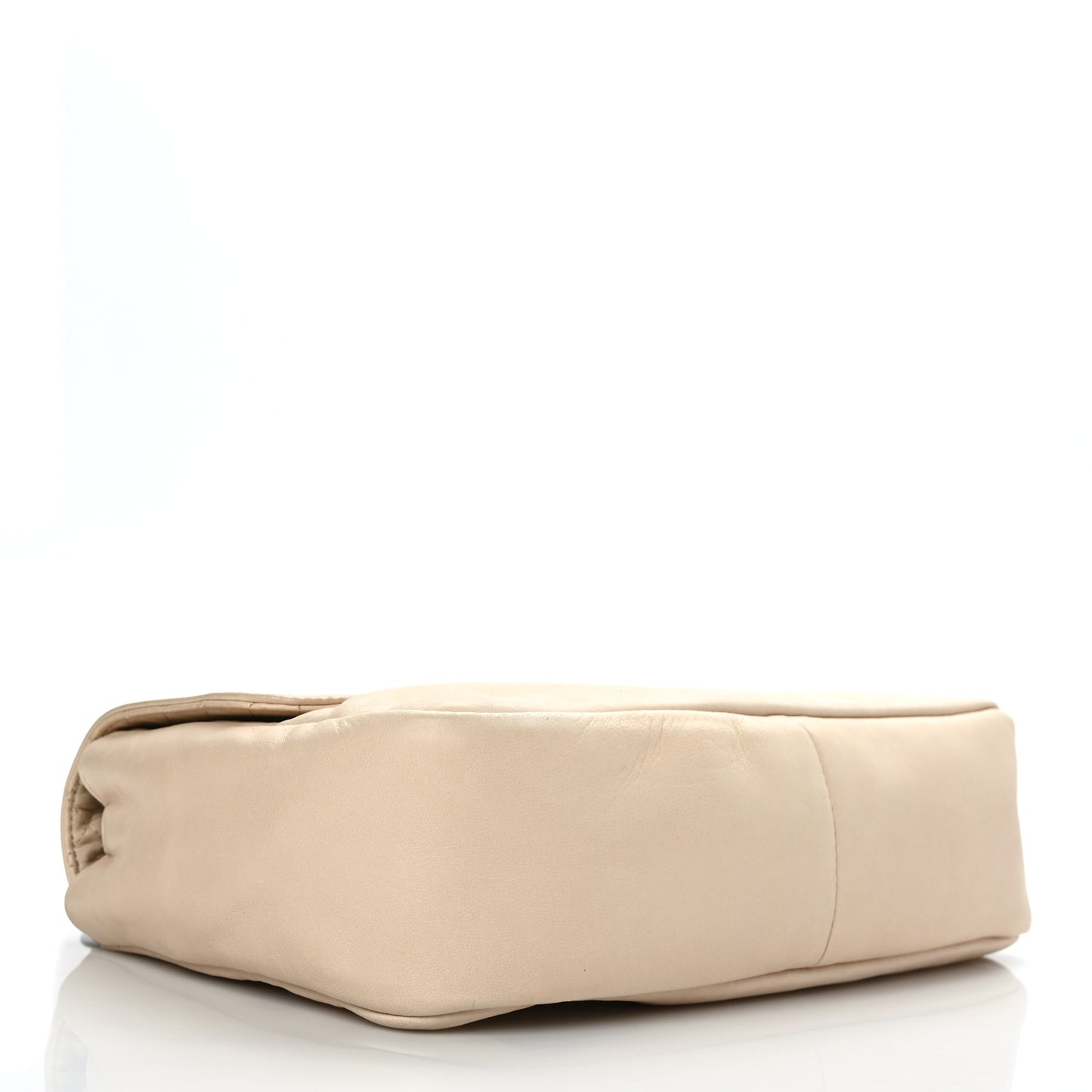 Lambskin Medium Soft and Chain Flap Beige