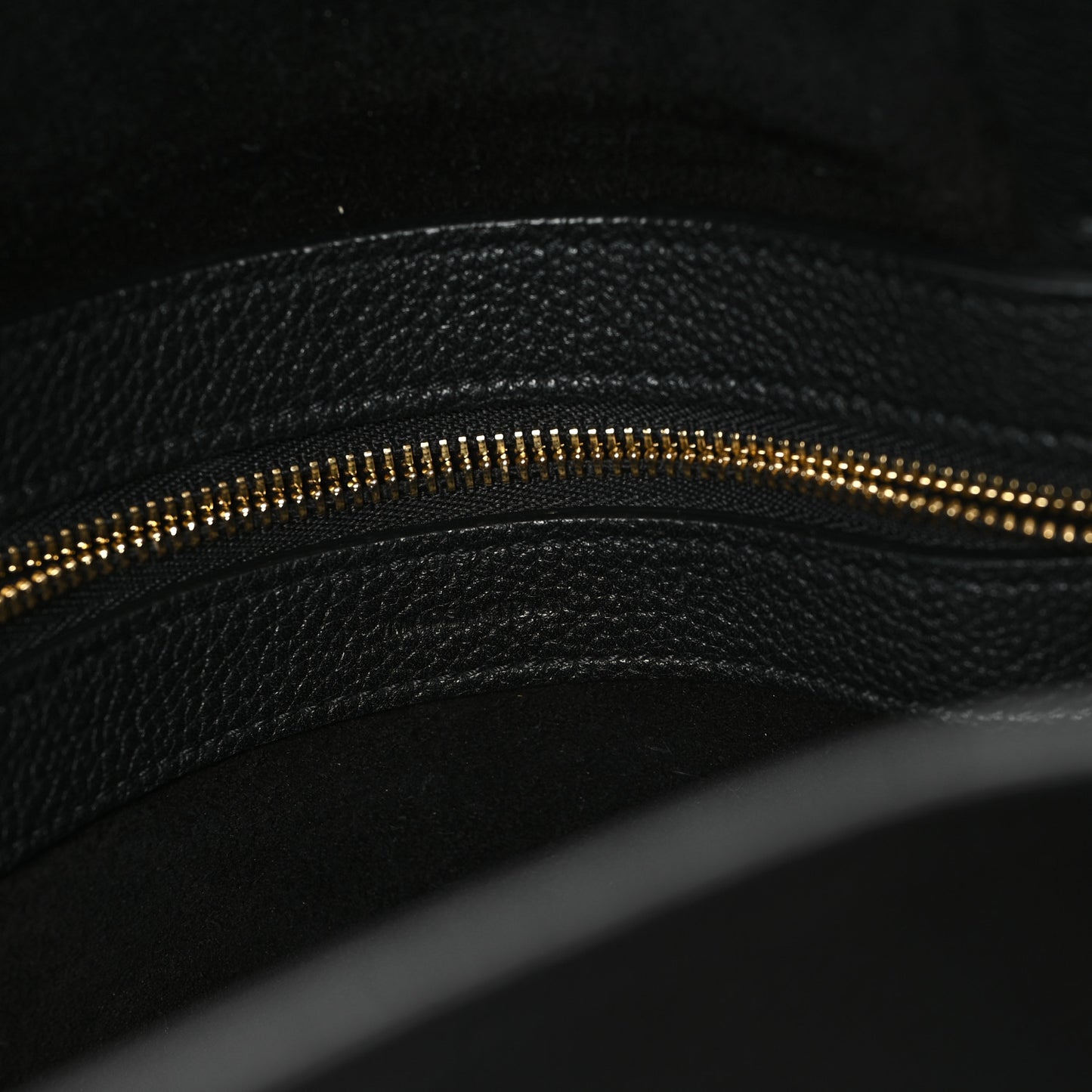 Soft Grained Calfskin Small Belt Cabas Phantom Black
