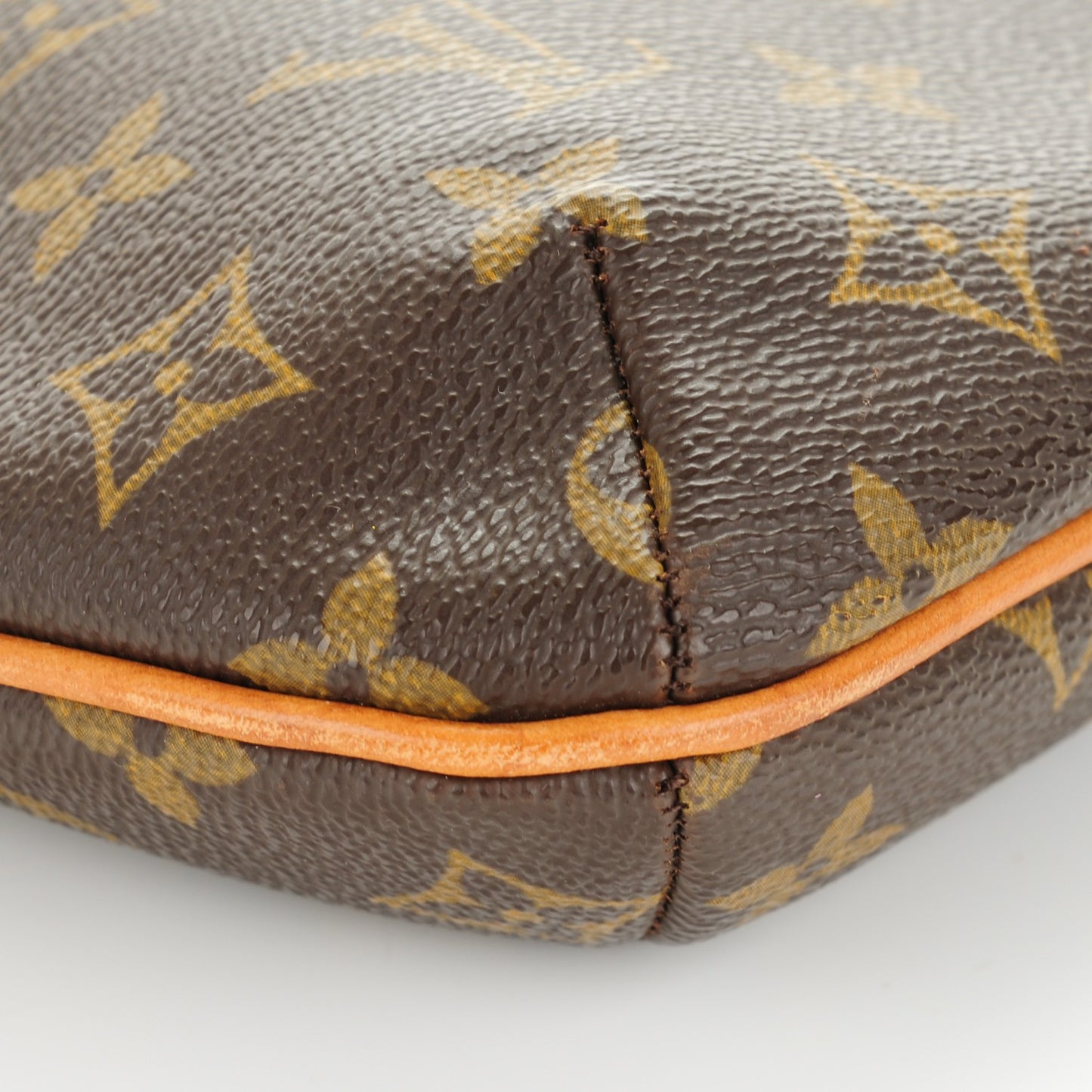 Monogram Musette Tango