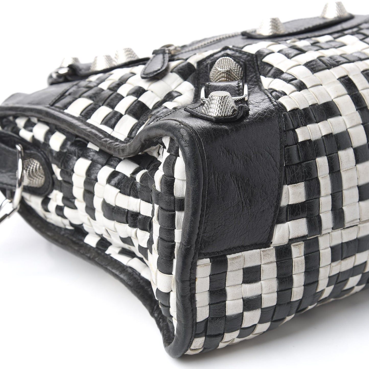 Agneau Lattice Woven Giant 21 City Black