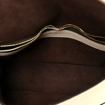 Louis Vuitton Empreinte Monogram Giant Diane Cream 5 of 10