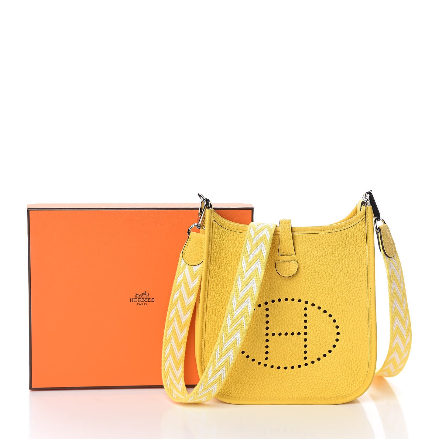 Taurillon Clemence Amazone Evelyne TPM Jaune De Naples White