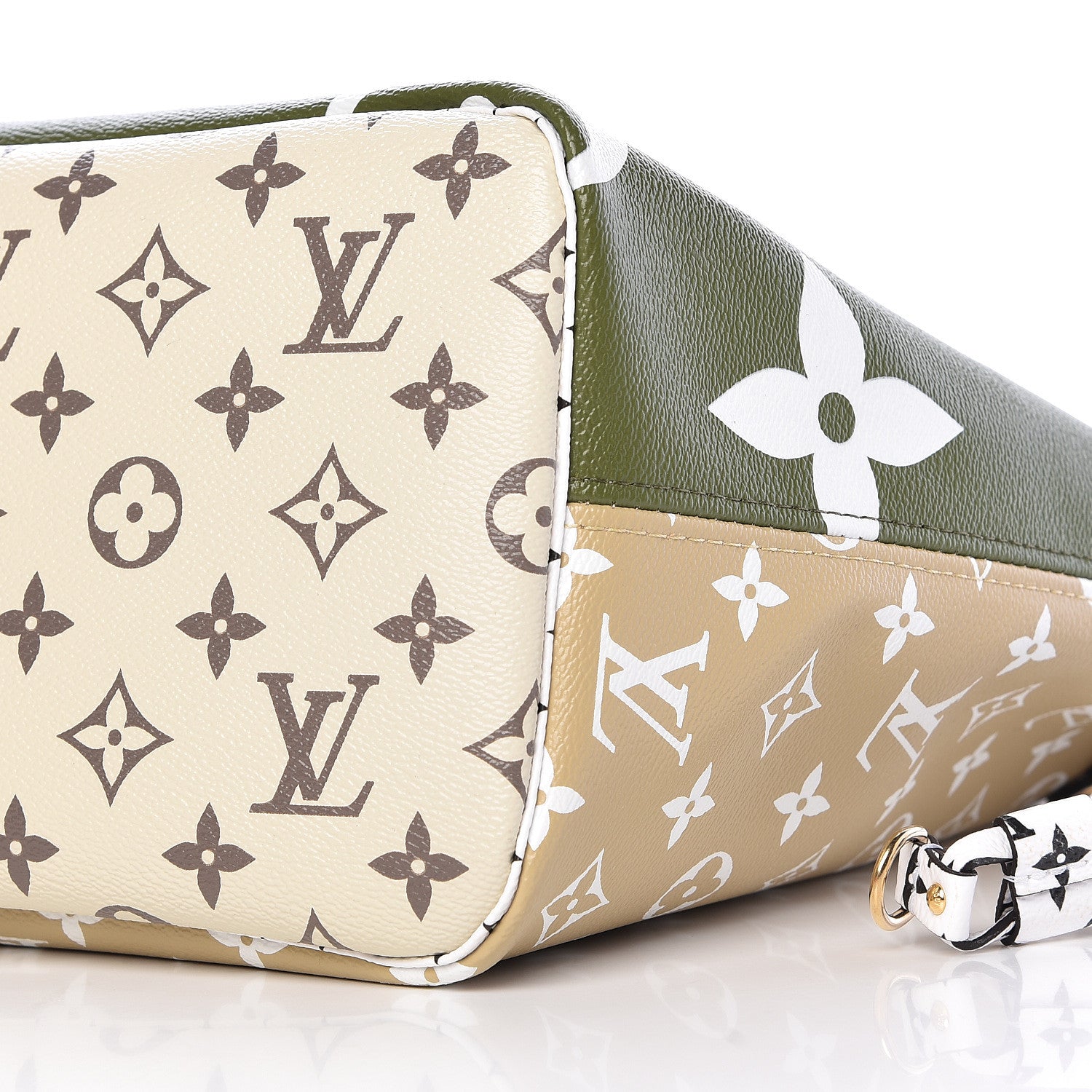Louis Vuitton Monogram Giant Neverfull MM Kaki 8 of 9