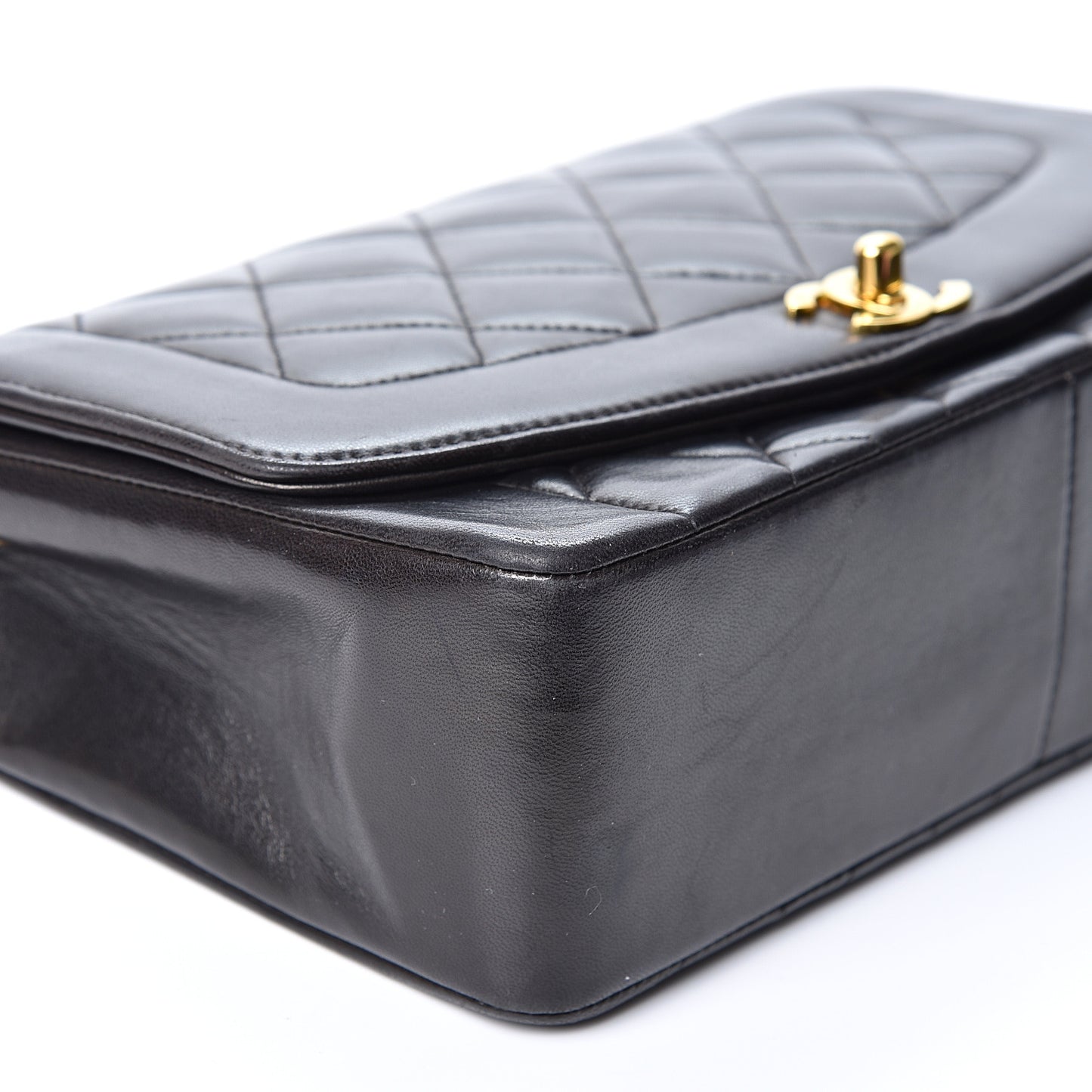 Lambskin Quilted Medium Single Flap Black