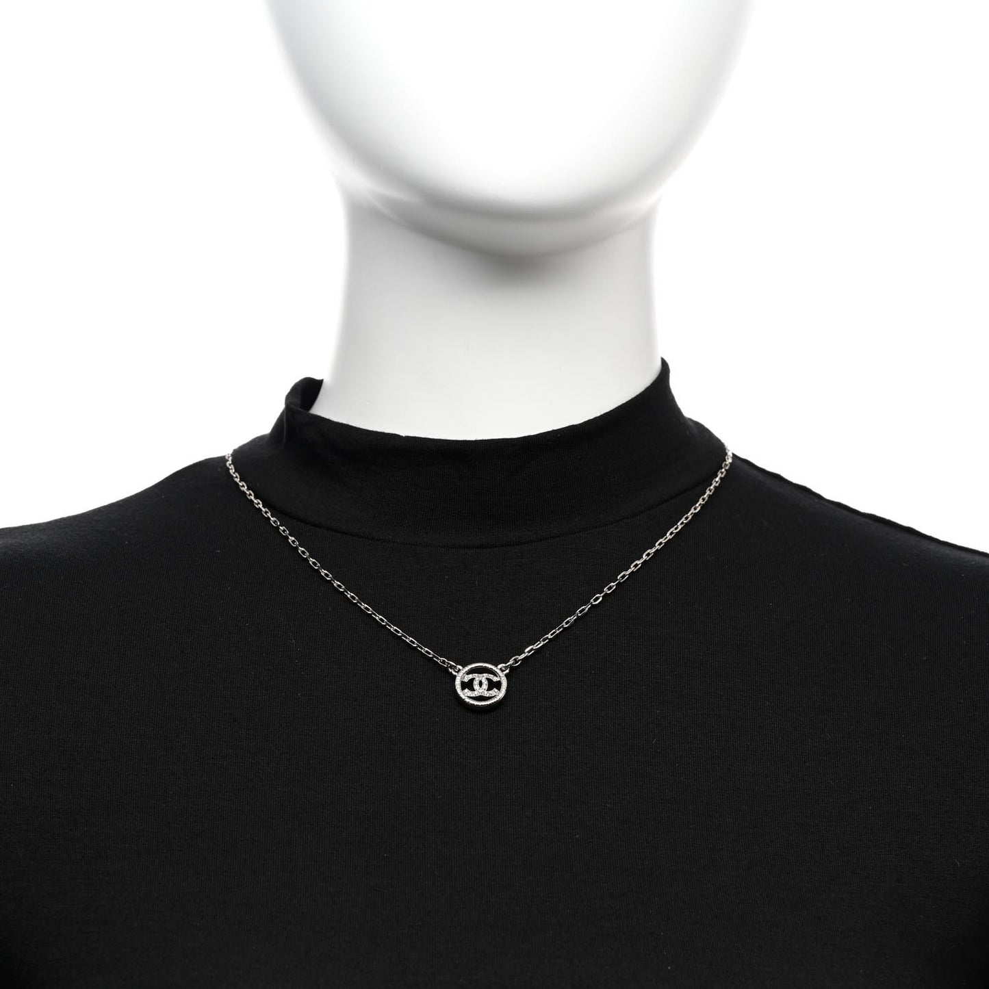 Metal Crystal CC Round Pendant Necklace Silver